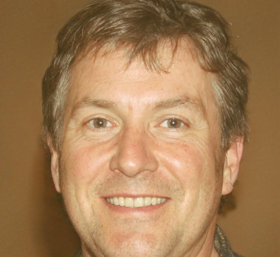 Instructor Dermot Sláine reviewing technical SEO audit results